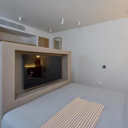 Anemone Villa Ampelas